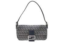 画像をギャラリービューアに読み込む, 極美品 FENDI フェンディ ズッキーノ柄 マンマバケット ワンショルダーバッグ 26424 ネイビー シルバー シルバー金具 中古 4b005928