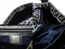 画像をギャラリービューアに読み込む, 極美品 FENDI フェンディ ズッキーノ柄 マンマバケット ワンショルダーバッグ 26424 ネイビー シルバー シルバー金具 中古 4b005928