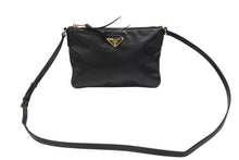 画像をギャラリービューアに読み込む, 極美品 PRADA プラダ ショルダーバッグ 斜め掛けバッグ ミニバッグ トライアングルロゴ レザー ブラック ゴールド金具 中古 4b005933