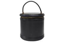 Load image into Gallery viewer, LOUIS VUITTON ルイヴィトン カンヌ エピ ノワール ハンドバッグ M48032 エピレザー ブラック ゴールド金具 美品 中古 4b005937