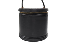 Load image into Gallery viewer, LOUIS VUITTON ルイヴィトン カンヌ エピ ノワール ハンドバッグ M48032 エピレザー ブラック ゴールド金具 美品 中古 4b005937