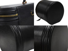 Load image into Gallery viewer, LOUIS VUITTON ルイヴィトン カンヌ エピ ノワール ハンドバッグ M48032 エピレザー ブラック ゴールド金具 美品 中古 4b005937