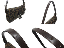 画像をギャラリービューアに読み込む, FENDI フェンディ マンマバケット ワンショルダーバッグ 26424 ズッカ柄 キャンバス レザー ブラウン シルバー金具 美品 中古 4b005938