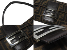 画像をギャラリービューアに読み込む, FENDI フェンディ マンマバケット ワンショルダーバッグ 26424 ズッカ柄 キャンバス レザー ブラウン シルバー金具 美品 中古 4b005938