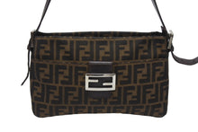 画像をギャラリービューアに読み込む, 極美品 FENDI フェンディ ズッカ柄 ワンショルダーバッグ ジャガードキャンバス レザー ブラウン ベージュ ブラック シルバー金具 中古 4b005964