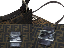 画像をギャラリービューアに読み込む, 極美品 FENDI フェンディ ズッカ柄 ワンショルダーバッグ ジャガードキャンバス レザー ブラウン ベージュ ブラック シルバー金具 中古 4b005964