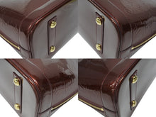 Load image into Gallery viewer, LOUIS VUITTON ルイヴィトン アルマPM ハンドバッグ M91691 モノグラム ヴェルニ ルージュフォーヴィスト ゴールド金具 美品 中古 4b005975