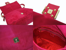 画像をギャラリービューアに読み込む, 極美品 FENDI フェンディ マンマバケット ワンショルダーバッグ 2370 26325 009 スエード レザー ピンク ゴールド金具 中古 4b006001