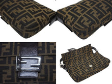 画像をギャラリービューアに読み込む, 極美品 FENDI フェンディ マンマバケット ワンショルダーバッグ 26424 ズッカ柄 キャンバス レザー ブラウン シルバー金具 中古 4b006016