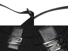 画像をギャラリービューアに読み込む, FENDI フェンディ マンマバケット ワンショルダーバッグ FF ズッキーノ柄 キャンバス レザー ブラック シルバー金具 美品 中古 4b006028