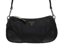 画像をギャラリービューアに読み込む, PRADA プラダ テスート ワンショルダーバッグ ブラック ナイロン レザー ハンドバッグ トライアングルロゴ BR2050 シルバー金具 美品 中古 4b006034
