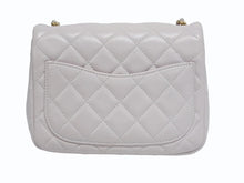 Load image into Gallery viewer, 極美品 CHANEL シャネル ミニマトラッセ16 Sフラップ Sチェーンショルダーバッグ AS1786 ラムスキン ココマーク ランダム番台 中古 4b006063