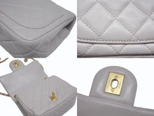 Load image into Gallery viewer, 極美品 CHANEL シャネル ミニマトラッセ16 Sフラップ Sチェーンショルダーバッグ AS1786 ラムスキン ココマーク ランダム番台 中古 4b006063