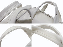 画像をギャラリービューアに読み込む, CHANEL シャネル シェブロン Vステッチ ハンドバッグ 10番台 A30899 ココマーク ホワイト シルバー金具 美品 中古 4b006082