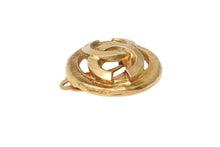 Load image into Gallery viewer, 極美品 CHANEL シャネル ココマーク ラウンドイヤリング 重量約15.2g 04P刻印 ゴールド メタル GP 両耳用 中古 4b006098