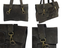 Load image into Gallery viewer, MIUMIU ミュウミュウ スウェード ワンショルダーバッグ クラッチバッグ 2WAY カーキ エンボスロゴ アンティークゴールド金具 良品 中古 4b006115