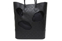 Load image into Gallery viewer, 新品同様 LOUIS VUITTON ルイヴィトン コムデギャルソン 川久保玲 トートバッグ M58661 ウィズホールズMM モノグラムアンプラント ブラック 中古4b006137