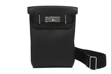 画像をギャラリービューアに読み込む, 新品同様 エルメス HERMES アッカドPM U刻印 ワンショルダーバッグ ブラック トゴ 新型 シルバー金具 中古 4b006140