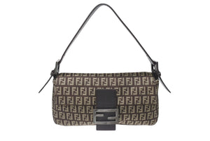 極美品 FENDI フェンディ ズッキーノ柄 マンマバケット ワンショルダー