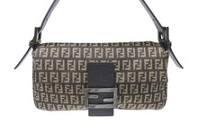 画像をギャラリービューアに読み込む, 極美品 FENDI フェンディ ズッキーノ柄 マンマバケット ワンショルダーバッグ 8BR000 ブラウン ガンメタリック金具 中古 4b006144