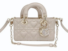 Load image into Gallery viewer, 極美品 CHRISTIAN DIOR クリスチャンディオール LADY D-JOY 2WAYバッグ マイクロバッグ カナージュ ベージュ ラムスキン ゴールド金具 中古 4b006155