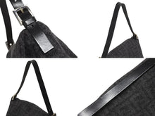 画像をギャラリービューアに読み込む, FENDI フェンディ マンマバケット ワンショルダーバッグ ズッカ柄 ブラック グレー ウール レザー シルバー金具 美品 中古 4b006182
