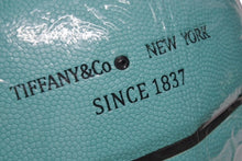 画像をギャラリービューアに読み込む, 新品未使用 TIFFANY&amp;Co. × Spalding ティファニー スポルティング バスケットボール インテリア ロゴ ティファニーブルー 合皮 中古 4b006185