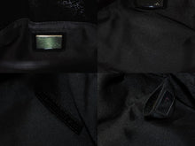 画像をギャラリービューアに読み込む, FENDI フェンディ ロゴプレート ミニハンドバッグ 8BK045 鞄 型押し レザー ブラック ゴールド金具 イタリア製 美品 中古 4b006196