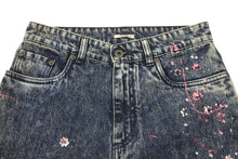 Load image into Gallery viewer, 極美品 MIUMIU ミュウミュウ フラワーペイント デニムパンツ AMM1 2019 2161 コットン ポリエステル ブルー ピンク サイズ28 中古 4b006223