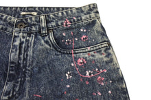 Load image into Gallery viewer, 極美品 MIUMIU ミュウミュウ フラワーペイント デニムパンツ AMM1 2019 2161 コットン ポリエステル ブルー ピンク サイズ28 中古 4b006223