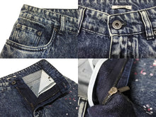 Load image into Gallery viewer, 極美品 MIUMIU ミュウミュウ フラワーペイント デニムパンツ AMM1 2019 2161 コットン ポリエステル ブルー ピンク サイズ28 中古 4b006223