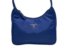 画像をギャラリービューアに読み込む, 極美品 PRADA プラダ ホーボー ハンドバッグ トライアングルロゴ 三角プレートロゴ ブルー ナイロン シルバー金具 イタリア製 中古 4b006248