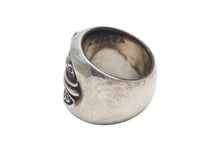 画像をギャラリービューアに読み込む, 極美品 CHROME HEARTS クロムハーツ CLASSIC OVAL クラシック オーバルクロス リング 重量約46.8g サイズ24号 シルバー925 中古 4b006262