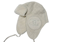 Load image into Gallery viewer, 新品未使用 CHANEL シャネル ココ ネージュ フライトキャップ パイロットキャップ AAA429 ココマーク フェイクファー スウェード 中古 4b006311
