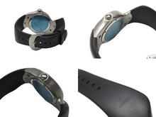 Load image into Gallery viewer, 極美品 OAKLEY オークリー 腕時計 crush 2.5 クラッシュ クォーツ 希少 ステンレススチール シルバー ブルー 中古 4b006319