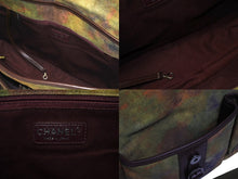 Load image into Gallery viewer, 極美品 CHANEL シャネル エンブロイダリー メッセンジャーバッグ 21番台 A92790 グラフィティ カーキ ココマーク 中古 4b006339