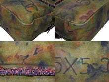 Load image into Gallery viewer, 極美品 CHANEL シャネル エンブロイダリー メッセンジャーバッグ 21番台 A92790 グラフィティ カーキ ココマーク 中古 4b006339