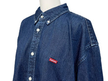 画像をギャラリービューアに読み込む, 新品未使用 Supreme シュプリーム Small Box Shirt 長袖デニムシャツ インディゴブルー サイズM FW25S2 中古 4b006383
