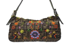 画像をギャラリービューアに読み込む, FENDI フェンディ ズッカ柄 ビーズ刺繍 マンマバケット ハンドバッグ ワンショルダーバッグ ブラウン ゴールド金具 ロゴ 美品 中古 4b006386