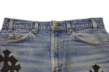 画像をギャラリービューアに読み込む, 新品未使用 CHROME HEARTS クロムハーツ × Levi's リーバイス セメタリークロスパッチ デニムミニスカート サイズ26 10パッチ 中古 4b006403