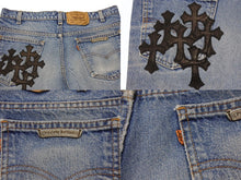画像をギャラリービューアに読み込む, 新品未使用 CHROME HEARTS クロムハーツ × Levi's リーバイス セメタリークロスパッチ デニムミニスカート サイズ26 10パッチ 中古 4b006403