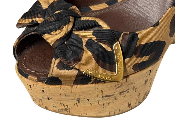 LOUIS VUITTON ルイヴィトン レオパード柄 サンダル ウェッジソール ブラウン ブラック ゴールド金具 サイズ34 1/2 美品 中古 4b006409