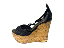 画像をギャラリービューアに読み込む, LOUIS VUITTON モノグラムデニム サンダル ウェッジソール DE0131 ブラック ゴールド サイズ35 美品 中古 4b006410