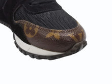 画像をギャラリービューアに読み込む, LOUIS VUITTON ルイヴィトン 1A3CVW ランアウェイ・ライン スニーカー モノグラム ブラック ブラウン サイズ35 美品 中古 4b006413