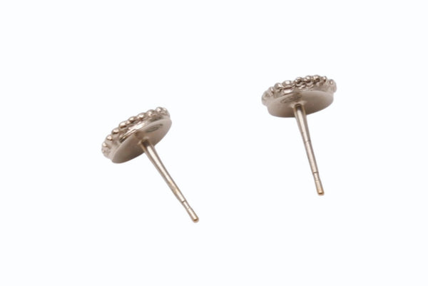 極美品 CHANEL シャネル Coco Mark ココマーク ピアス B18C 刻印 0.9g ゴールド ホワイト カラー 中古 4b006434