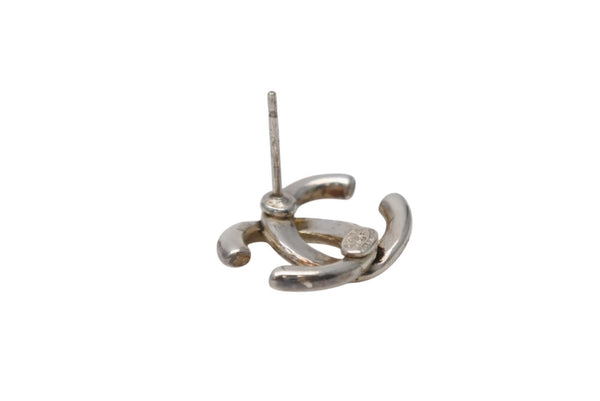 極美品 CHANEL シャネル Coco Mark ココマーク ピアス シルバーカラー 01P 刻印 1.7g アクセサリー 中古 4b006440