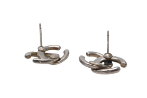 極美品 CHANEL シャネル Coco Mark ココマーク ピアス シルバーカラー 01P 刻印 1.7g アクセサリー 中古 4b006440