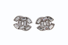 画像をギャラリービューアに読み込む, 極美品 CHANEL シャネル Coco Mark ココマーク ピアス ラインストーン シルバー カラー 01P 刻印 2.3g アクセサリー 中古 4b006442