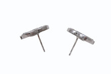 画像をギャラリービューアに読み込む, 極美品 CHANEL シャネル Coco Mark ココマーク ピアス ラインストーン シルバー カラー 01P 刻印 2.3g アクセサリー 中古 4b006442