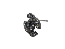 画像をギャラリービューアに読み込む, CHANEL シャネル ココマーク ピアス 両耳用 メタル ラインストーン ガンメタル金具 重量約4.0g 美品 中古 4b006450